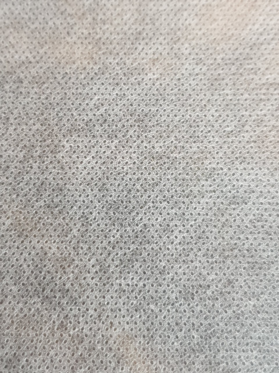 Vải không dệt màu trắng SS 40gsm - Non woven white color SS 40gsm