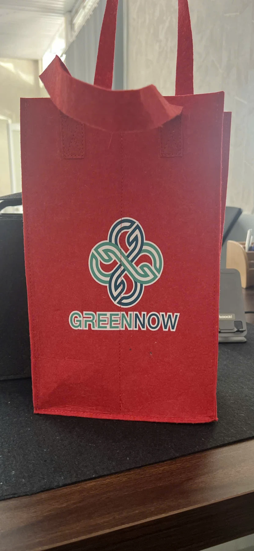 Túi đựng rượu vải felt màu đỏ - Felt wine bag red color — ảnh 2